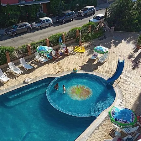 Apartment 2 Bed Black Sea *